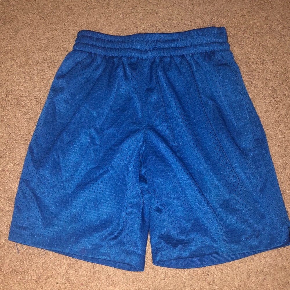 Boys size XS 4/5 athletic shorts